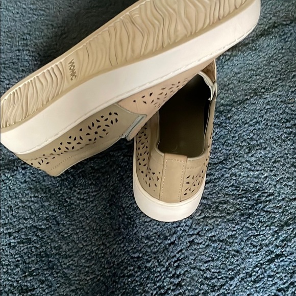 Vionic Women's Slip-On Sneakers - Beige - Picture 2 of 3